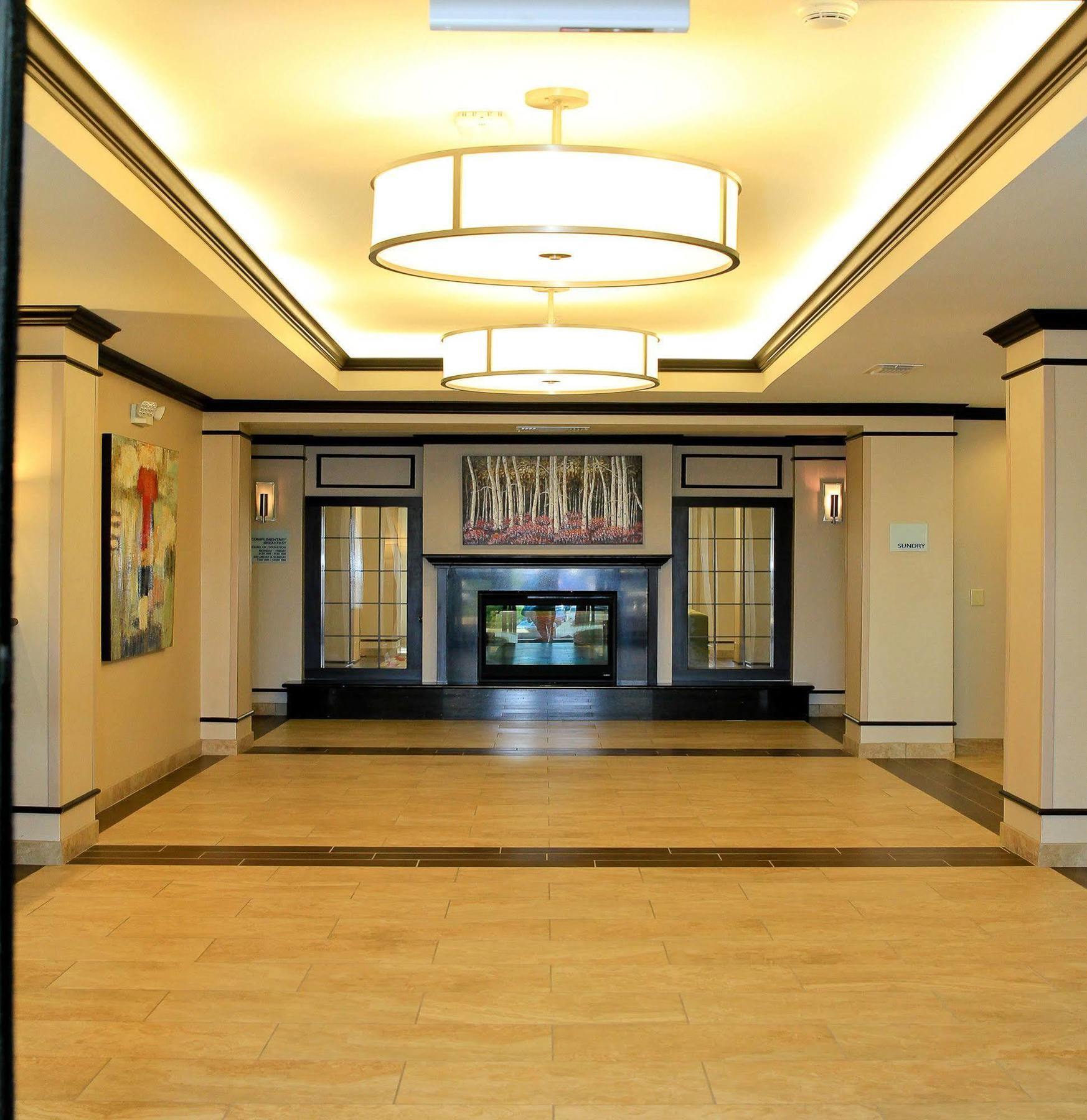 Holiday Inn Express Hotel & Suites Floresville By Ihg Exterior photo